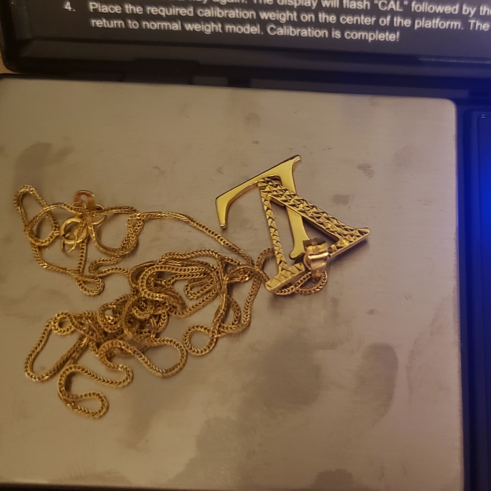 Real 18k Saudi gold nrcklace 24"